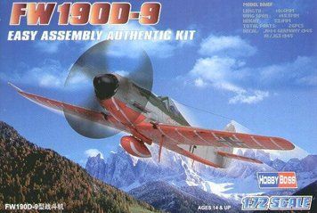 Збірна модель німецького винищувача Fw190D-9 HB80228 фото