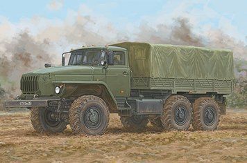 Збірна модель вантажівки УРАЛ-4320. TR01072 фото