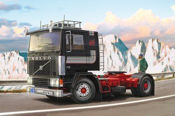 Модель Italeri Вантажівка Volvo F12 Intercooler з низьким дахом та аксесуарами IT3957 фото