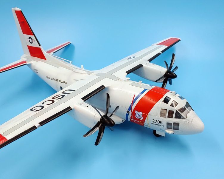 Збірна модель 1/72 літака Alenia C-27J Spartan IT1402 фото