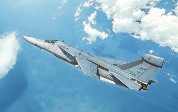 Збірна модель 1/72 літак EF-111 A Raven Italeri 1235 IT1235 фото